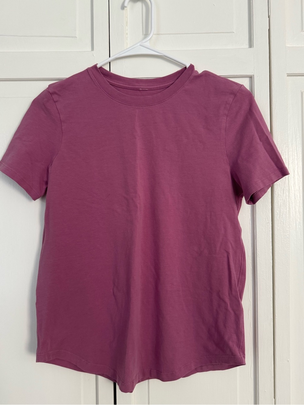 lululemon athletica Short Sleeve Tee in Mauve